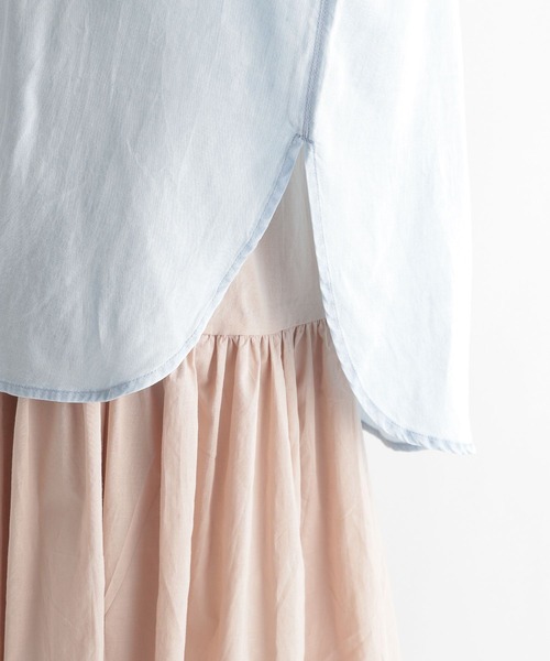 Andemiu（アンデミュウ）の「テンセルデニムシャツ297248（シャツ/ブラウス・レディース・ブルー/ネイビー・FREE）」の16枚目の写真