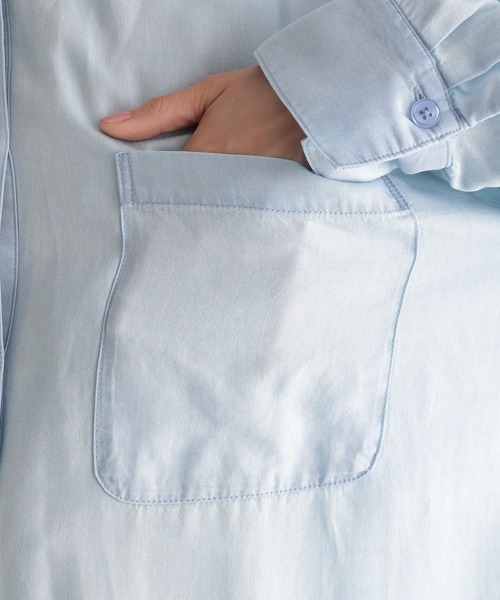 Andemiu（アンデミュウ）の「テンセルデニムシャツ297248（シャツ/ブラウス・レディース・ブルー/ネイビー・FREE）」の17枚目の写真