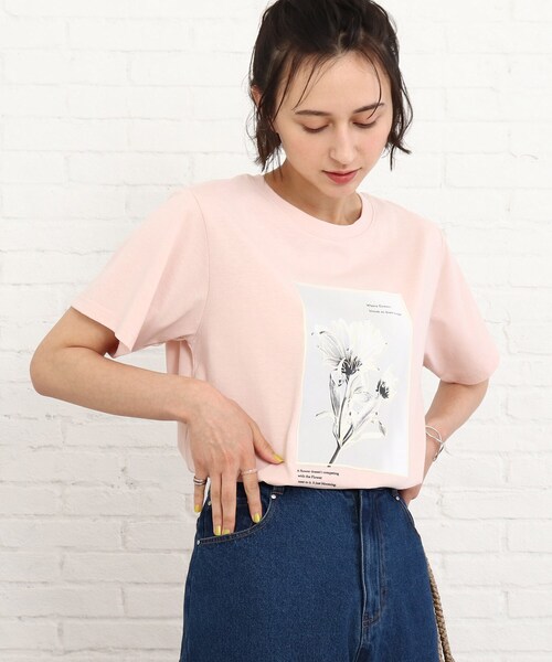 SHOO・LA・RUE（シューラルー）の「◆【プチプラ/洗える/S-L】線画フォトプリントTシャツ（Tシャツ/カットソー・レディース・ホワイト系/ベビーピンク・01/02/03）」の18枚目の写真