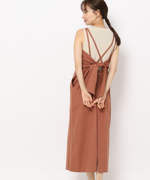 mysty woman(ミスティウーマン)の「バックシャンナローキャミワンピース 285657(ワンピース・レディース・ブラック/ベージュ/ネイビー/アイボリー/オレンジ系その他・FREE)」の5枚目の写真
