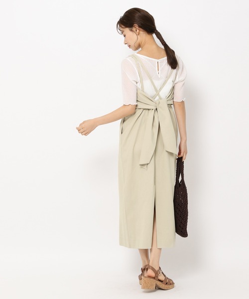 mysty woman(ミスティウーマン)の「バックシャンナローキャミワンピース 285657(ワンピース・レディース・ブラック/ベージュ/ネイビー/アイボリー/オレンジ系その他・FREE)」の22枚目の写真