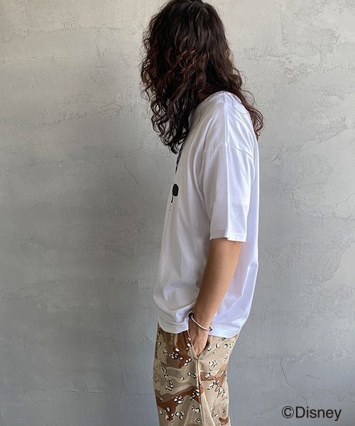 JEANS FACTORY （ジーンズファクトリー）の「[DISNEY/ディズニー] 別注 ワッペン付き CAロゴプリントTシャツ/ミッキーマウス（Tシャツ/カットソー・レディース・ブラック/ホワイト・XL/L/M）」の9枚目の写真