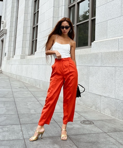 esutoreja（エストレジャ）の「カラールーズパンツ（その他パンツ・レディース・オレンジ/ブルー/グリーン・FREE）」の4枚目の写真