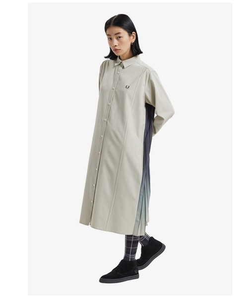 フレッドペリー FRED PERRY Gradient Colour Shirt Dress シャツ F8677 ベージュ サイズ：UK10 FRED PERRY(フレッドペリー) Gradient Colour Shirt Dressシャツ