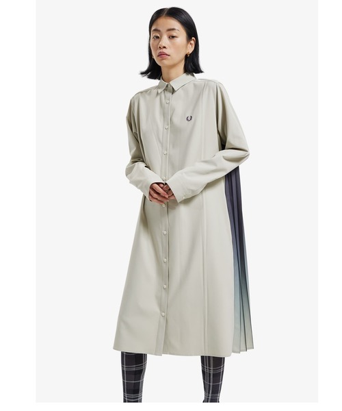 FRED PERRY（フレッドペリー）の「Gradient Colour Shirt Dress