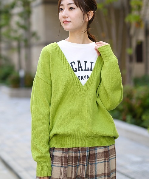 チチカカ（チチカカ）の「カットコンビプルオーバー（ニット/セーター・レディース・ブラック/ライム/ブルー・FREE）」の2枚目の写真