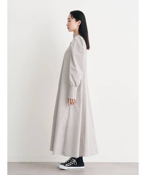 earth music&ecology（アースミュージックアンドエコロジー）の「ボリュームスリーブシャツワンピース（シャツワンピース・レディース・オフホワイト/ブルー/ベージュ系その他2/ブルー系その他6・FREE）」の18枚目の写真