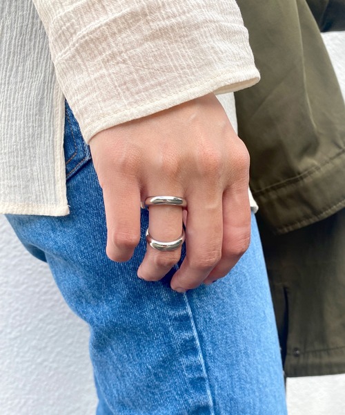 SHENERY（シーナリー）の「【WEB限定】ダブルラインリング（リング・レディース・シルバー・FREE）」の4枚目の写真