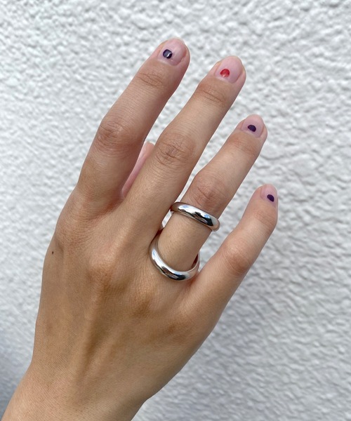 SHENERY（シーナリー）の「【WEB限定】ダブルラインリング（リング・レディース・シルバー・FREE）」の5枚目の写真