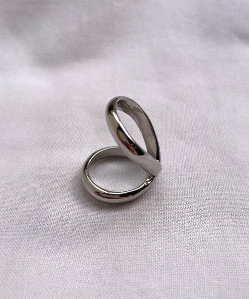 SHENERY（シーナリー）の「【WEB限定】ダブルラインリング（リング・レディース・シルバー・FREE）」の8枚目の写真