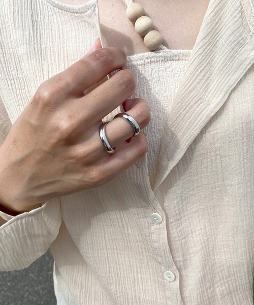 SHENERY（シーナリー）の「【WEB限定】ダブルラインリング（リング・レディース・シルバー・FREE）」の2枚目の写真