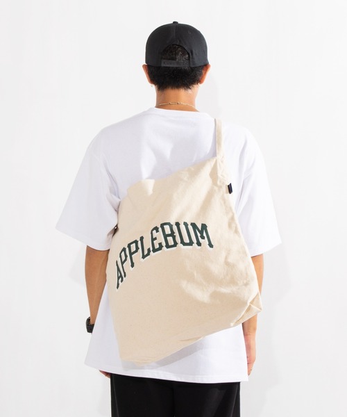 APPLEBUM（アップルバム）の「Pirates Logo Shoulder Bag（トートバッグ・メンズ・ナチュラル/ブラック・FREE）」の2枚目の写真