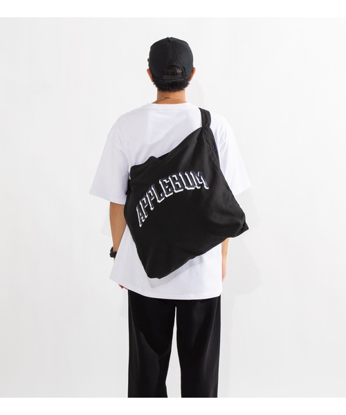 APPLEBUM（アップルバム）の「Pirates Logo Shoulder Bag（トートバッグ・メンズ・ナチュラル/ブラック・FREE）」の3枚目の写真