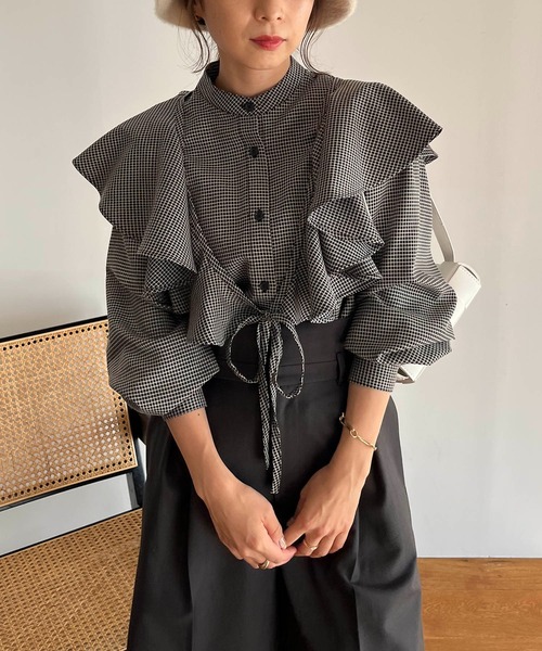 CAPRICIEUX LE'MAGE（カプリシューレマージュ）の「マルチWAYチェックシャツ（シャツ/ブラウス・レディース・ブラック/ベージュ・FREE）」の2枚目の写真