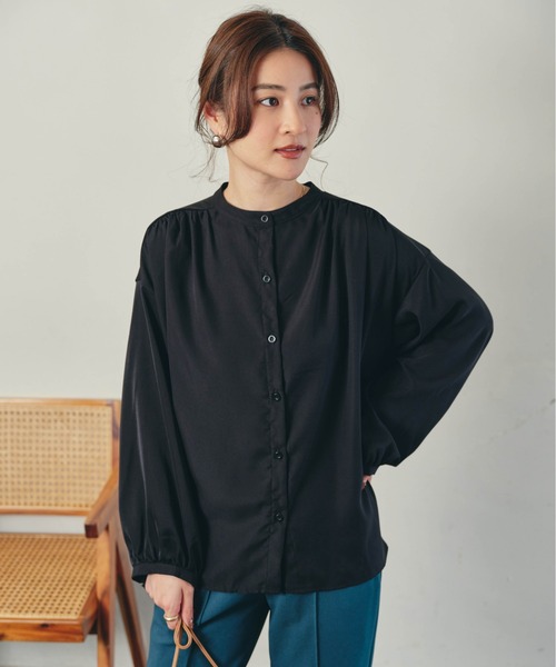 ECRIRE(エクリール)の「【陽コラボ】衿付きバックプリーツシャツ(シャツ/ブラウス・レディース・ブラック/ベージュ/グレー・M/L)」の9枚目の写真