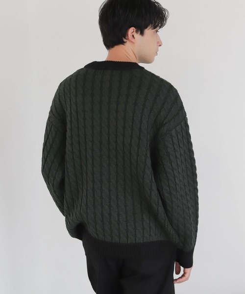 LAKOLE(ラコレ)の「プレーティングケーブルニットプルオーバー / 353214(ニット/セーター・メンズ・ネイビー/アイボリー/ブラック・MEDIUM/LARGE)」の9枚目の写真
