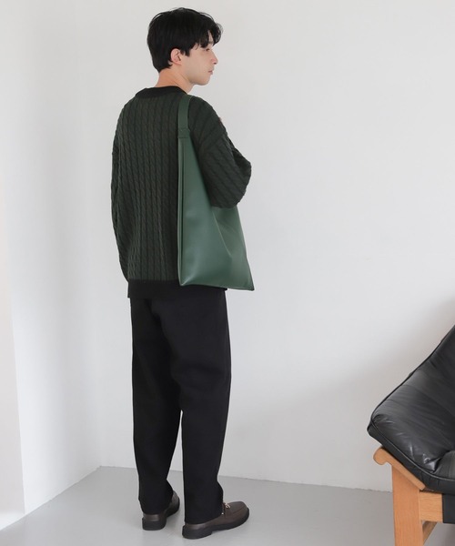 LAKOLE(ラコレ)の「プレーティングケーブルニットプルオーバー / 353214(ニット/セーター・メンズ・ネイビー/アイボリー/ブラック・MEDIUM/LARGE)」の11枚目の写真