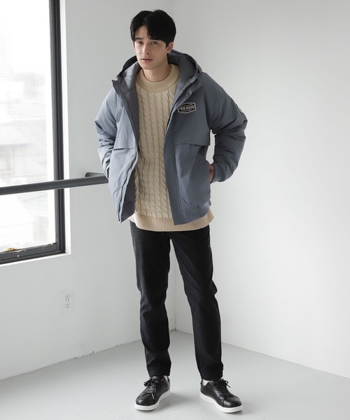 LAKOLE(ラコレ)の「プレーティングケーブルニットプルオーバー / 353214(ニット/セーター・メンズ・ネイビー/アイボリー/ブラック・MEDIUM/LARGE)」の6枚目の写真