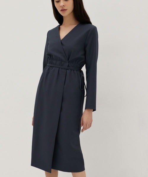 Love,Bonito（ラブボニート）の「メリダ フォールドオーバーVネックコラムドレス（ワンピース・レディース・パープル/ブルー・MEDIUM/SMALL/X-SMALL/LARGE）」の2枚目の写真