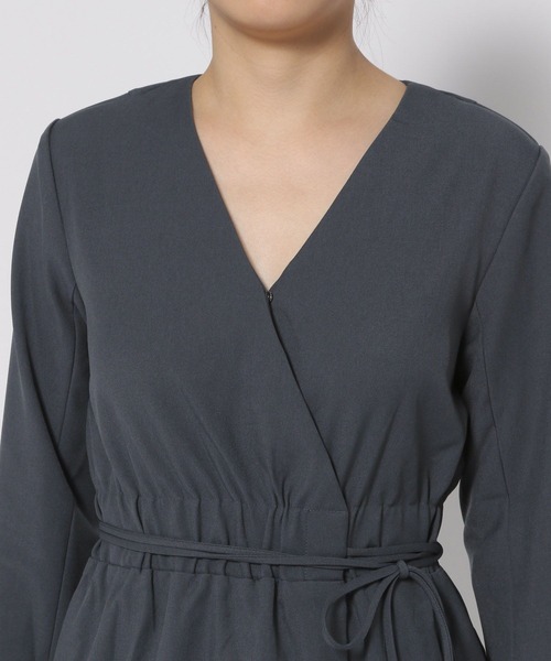 Love,Bonito（ラブボニート）の「メリダ フォールドオーバーVネックコラムドレス（ワンピース・レディース・パープル/ブルー・MEDIUM/SMALL/X-SMALL/LARGE）」の7枚目の写真