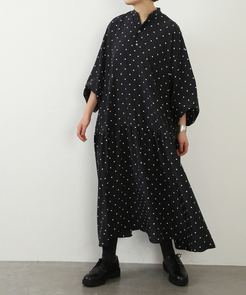JOURNAL STANDARD LUXE(ジャーナルスタンダード ラックス)の「ドット ティアードワンピース(ワンピース・レディース・ブラック・FREE)」の5枚目の写真