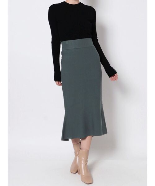 LAGUNAMOON（ラグナムーン）の「アシンメトリーヘムニットスカート（スカート・レディース・ダークグリーン/アイボリー・MEDIUM/SMALL）」の12枚目の写真