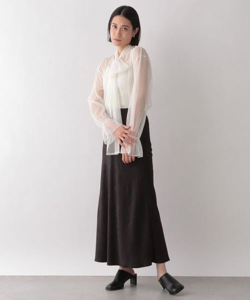 LOWRYS FARM(ローリーズファーム)の「シアーボウタイロングスリーブ 187701(Tシャツ/カットソー・レディース・ホワイト/ブラック/ブルー・FREE)」の18枚目の写真