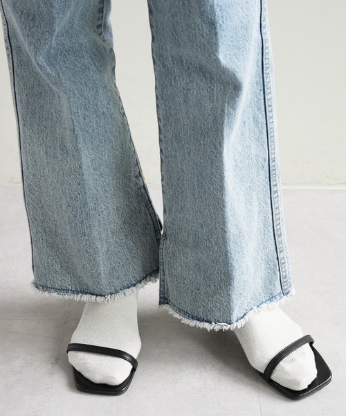 DISCOAT（ディスコート）の「ラインピンヒールサンダル（サンダル・レディース・パープル/ブラック/オフホワイト・MEDIUM/LARGE）」の5枚目の写真