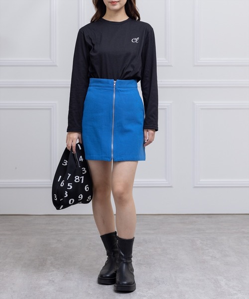 clear(クリア)の「刺繍ロングTシャツ/ロンT(Tシャツ/カットソー・レディース・ブラック/オフホワイト・F)」の13枚目の写真