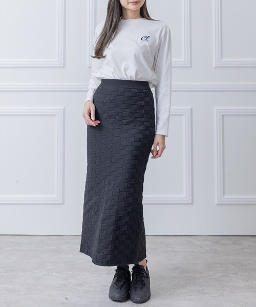 clear(クリア)の「刺繍ロングTシャツ/ロンT(Tシャツ/カットソー・レディース・ブラック/オフホワイト・F)」の22枚目の写真