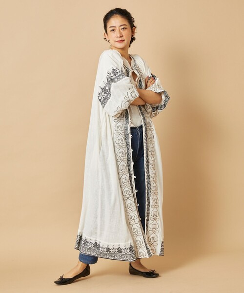 Freada（フリーダ）の「Freada/フリーダ インドコード刺繍ワンピース（ワンピース・レディース・ホワイト/ブラック・ﾌﾘ-）」の4枚目の写真