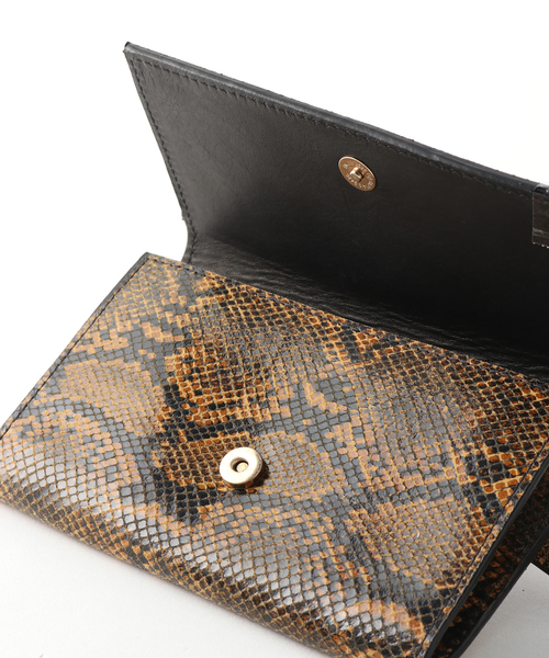 Spick & Span(スピックアンドスパン)の「【GESTUZ】ウエストバッグ(ボディバッグ/ウエストポーチ・レディース・イエロー・FREE)」の13枚目の写真