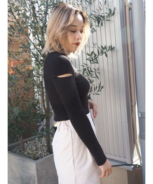 EVRIS（エヴリス）の「カッティングタートルニットトップス（ニット/セーター・レディース・グレー/ブルー/ブラック・FREE）」の15枚目の写真