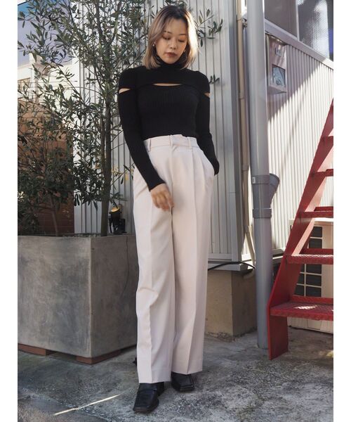 EVRIS（エヴリス）の「カッティングタートルニットトップス（ニット/セーター・レディース・グレー/ブルー/ブラック・FREE）」の17枚目の写真