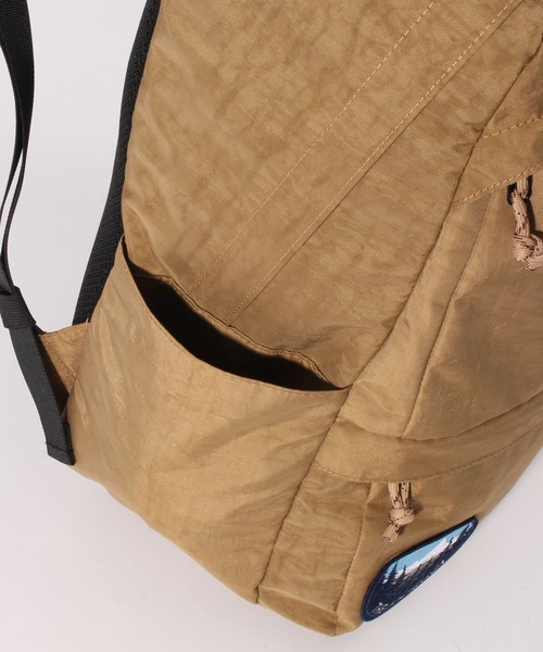 KRIFF MAYER（クリフメイヤー）の「【KRIFF MAYER/クリフメイヤー】ワッペンデイパック(ベルクロポーチ付き)（バックパック/リュック・メンズ・ベージュ/ネイビー/カーキ/ブラック・FREE）」の6枚目の写真