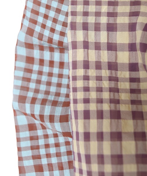 w closet(ダブルクローゼット)の「【前後2WAY】ドロストギャザープルオーバー(シャツ/ブラウス・レディース・パープル/オフホワイト/サックスブルー・FREE)」の4枚目の写真