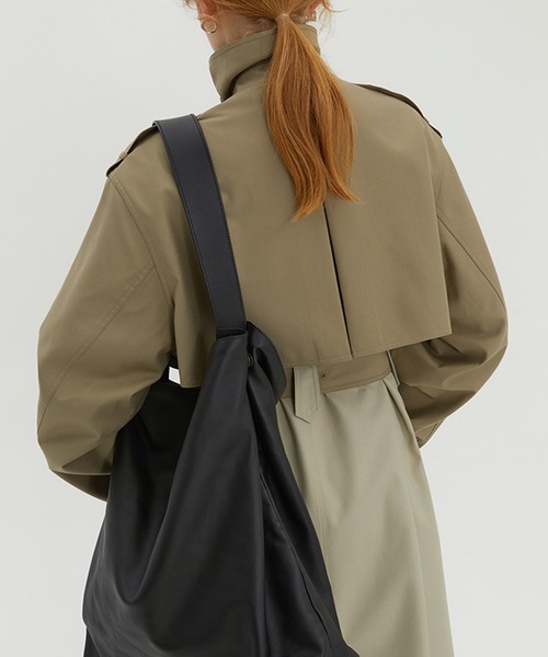 Fano Studios（ファノ ストゥディオズ）の「バイカラースタンドカラーロングトレンチコート FC23W069【Fano Studios】（トレンチコート・レディース・ベージュ系その他・L/S/M/XS）」の10枚目の写真