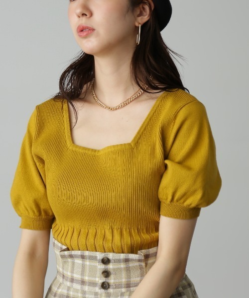 FREE'S MART（フリーズマート）の「◆スクエアネックボリュームスリーブ半袖ニット（ニット/セーター・レディース・ホワイト/ブラック/イエロー/グリーン・FREE）」の21枚目の写真