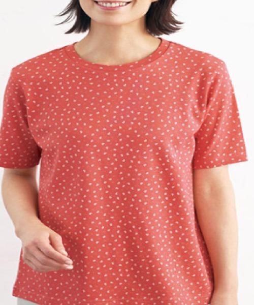 BELLUNA(ベルーナ)の「超長綿100%プルオーバー(Tシャツ/カットソー・レディース・ネイビー/ホワイト/ブラック/セージグリーン/コーラル/チェリーピンク/ネイビー×ホワイト/杢グレー/ローズ/ラベンダー/ホワイト×グリーン/ライム・MEDIUM/LARGE/X-LARGE)」の10枚目の写真
