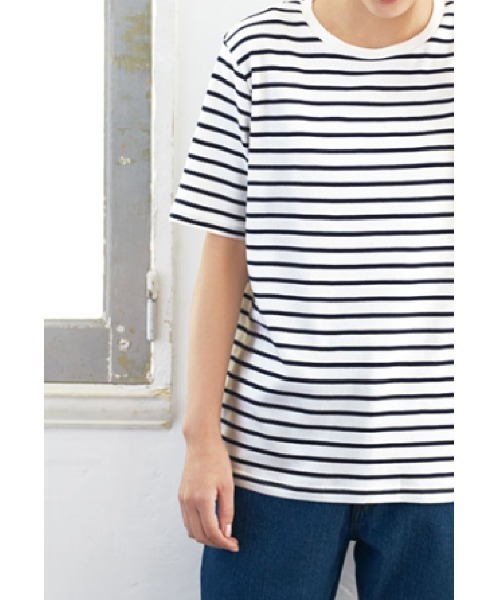BELLUNA(ベルーナ)の「超長綿100%プルオーバー(Tシャツ/カットソー・レディース・ネイビー/ホワイト/ブラック/セージグリーン/コーラル/チェリーピンク/ネイビー×ホワイト/杢グレー/ローズ/ラベンダー/ホワイト×グリーン/ライム・MEDIUM/LARGE/X-LARGE)」の13枚目の写真