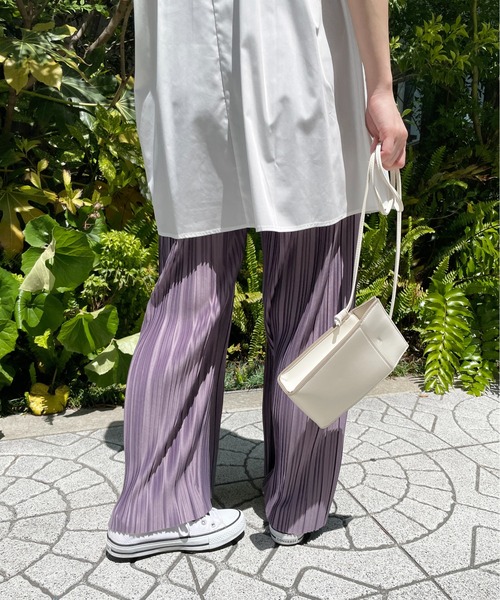 Meli rich（メリーリッチ）の「【セットアップ対応】ランダムプリーツパンツ（その他パンツ・レディース・ブラック/パープル/アイボリー/モカ/グレイッシュベージュ・MEDIUM）」の8枚目の写真
