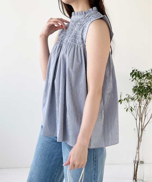 Meli rich（メリーリッチ）の「リネンタッチシャーリングノースリーブブラウス（シャツ/ブラウス・レディース・ネイビー/ホワイト/ライトブルー/ブラック/ピンク/イエロー/オレンジ/ミント・MEDIUM）」の5枚目の写真