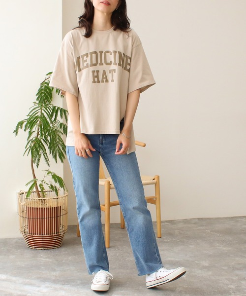 Social GIRL(ソーシャルガール)の「スリットロゴTシャツ(Tシャツ/カットソー・レディース・ブラック/オフホワイト/ベージュ/ライトグリーン・M)」の18枚目の写真