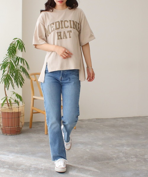 Social GIRL(ソーシャルガール)の「スリットロゴTシャツ(Tシャツ/カットソー・レディース・ブラック/オフホワイト/ベージュ/ライトグリーン・M)」の19枚目の写真
