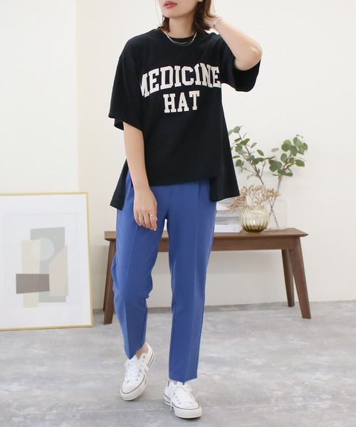 Social GIRL(ソーシャルガール)の「スリットロゴTシャツ(Tシャツ/カットソー・レディース・ブラック/オフホワイト/ベージュ/ライトグリーン・M)」の14枚目の写真