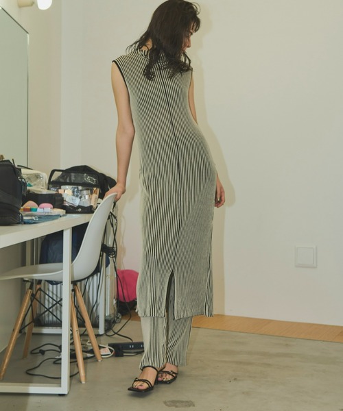 AIC.（エーアイシー）の「配色リブストレートパンツ/セットアップ可能（その他パンツ・レディース・ブラック/カーキ・FREE）」の3枚目の写真