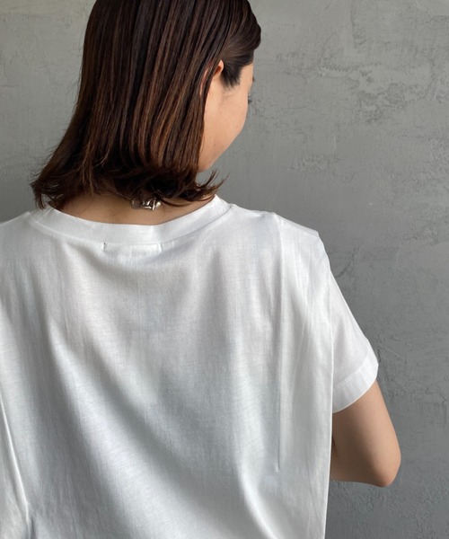 mizuiroind（ミズイロインド）の「[mizuiro ind/ミズイロインド] 肩タッククルーネックカットソー（Tシャツ/カットソー・レディース・ブラック/オフホワイト/ブルー・F）」の19枚目の写真