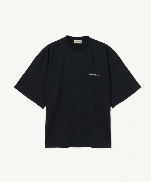 FORSOMEONE（フォーサムワン）の「FORSOMEONE LOGO BIG TEE（Tシャツ