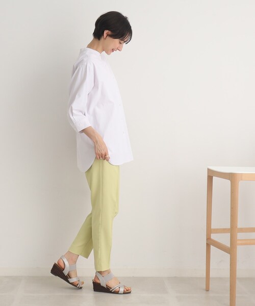 DRESKIP（ドレスキップ）の「◆パール調釦でレディに魅せる バンドカラー七分袖ブラウス（シャツ/ブラウス・レディース・オフホワイト/ブルー系2/ピンク系7・02/03）」の5枚目の写真