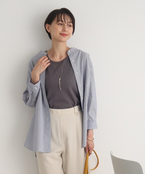 DRESKIP（ドレスキップ）の「◆パール調釦でレディに魅せる バンドカラー七分袖ブラウス（シャツ/ブラウス・レディース・オフホワイト/ブルー系2/ピンク系7・02/03）」の19枚目の写真